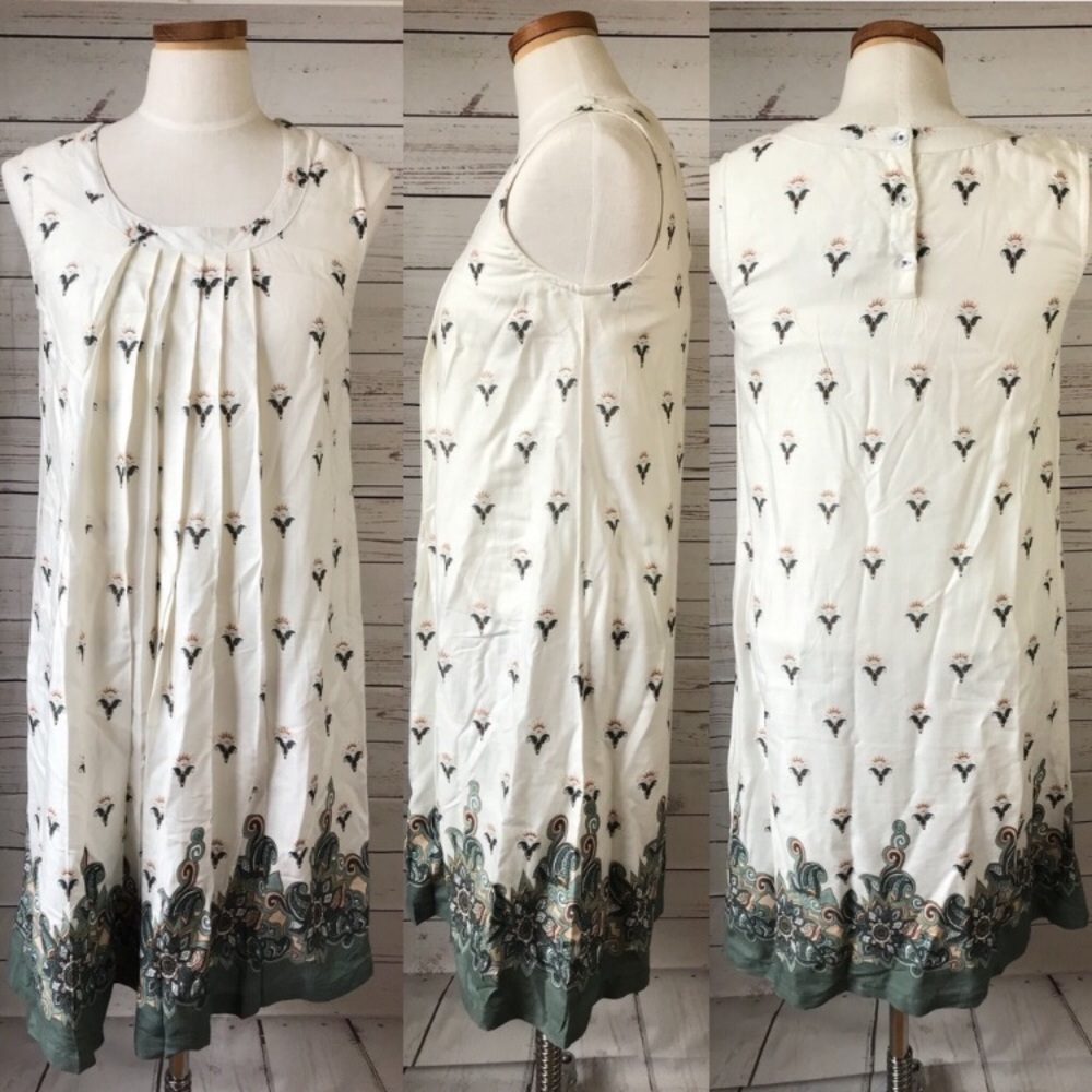 Beautiful and flattering sun dress